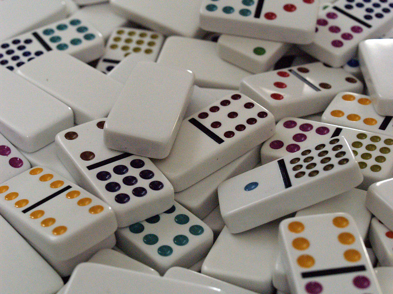 Dominoes